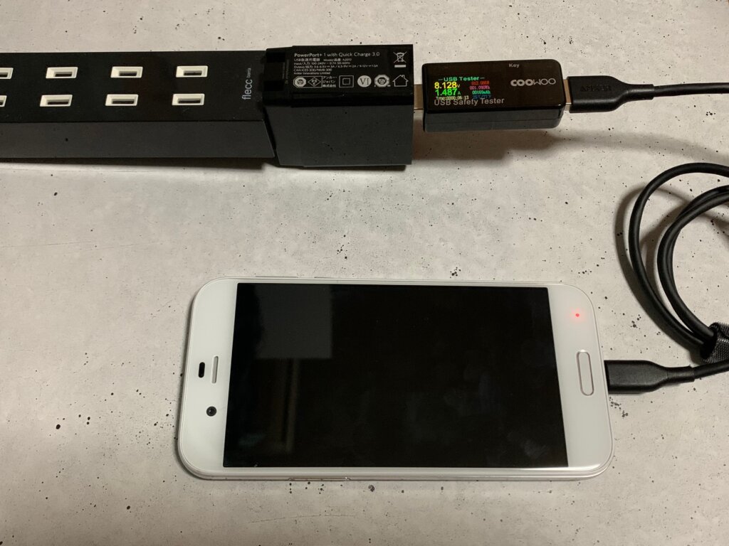 Anker PowerPort+ 1 Androidスマホ(AQUOS R)